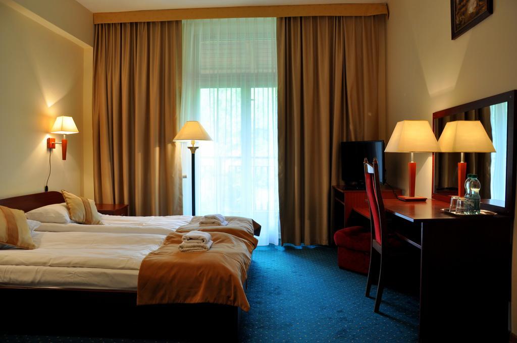 Hotel Mir-Jan SPA Lądek-Zdrój Zimmer foto