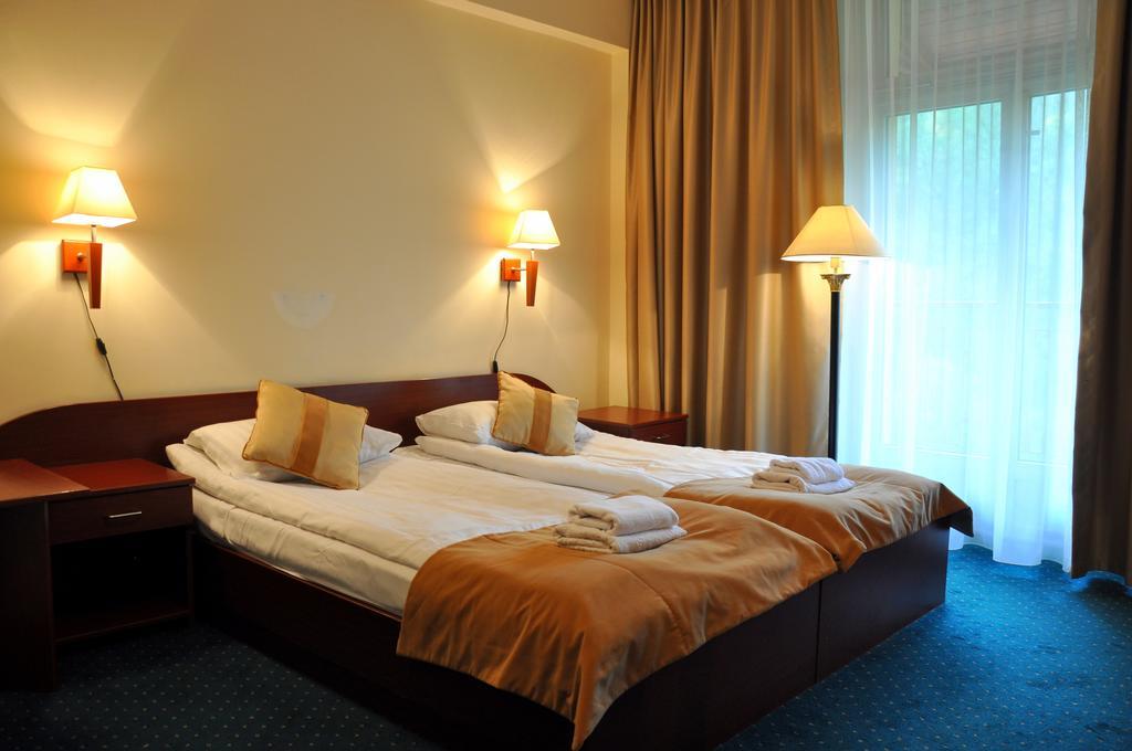 Hotel Mir-Jan SPA Lądek-Zdrój Zimmer foto