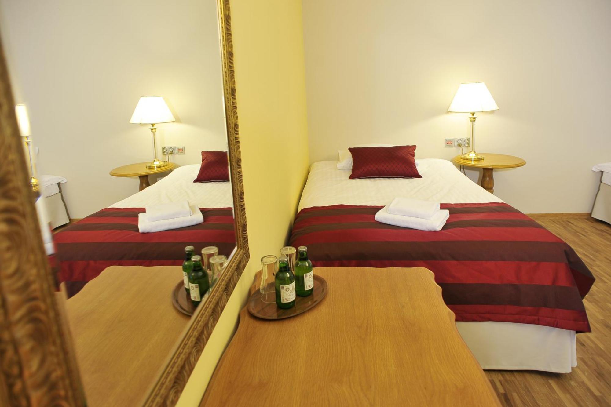 Hotel Mir-Jan SPA Lądek-Zdrój Zimmer foto